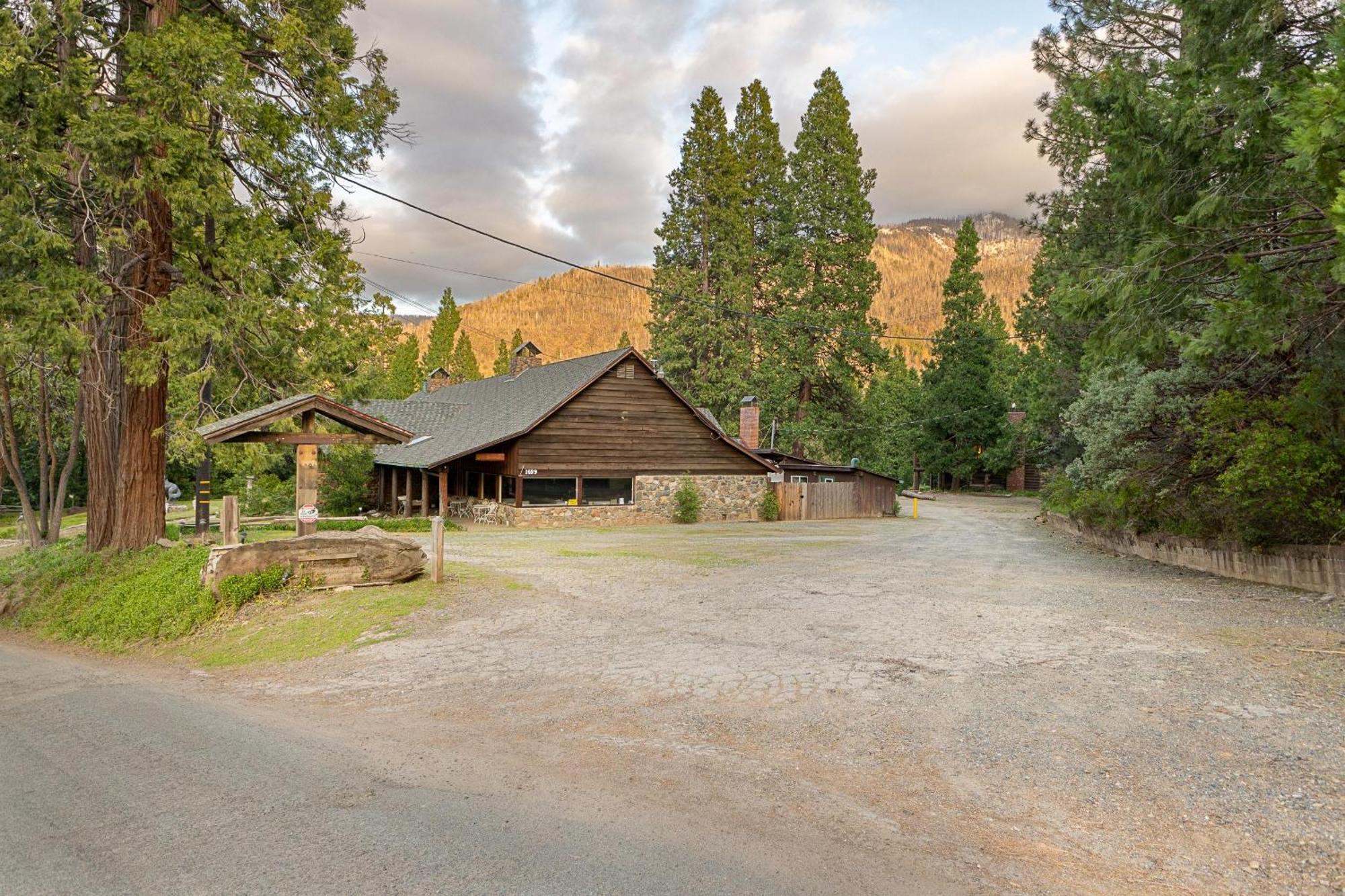 Camp Nelson Lodge Room 2 Ponderosa Luaran gambar